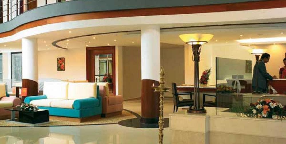 Fars Hotel & Resorts - Bar-Buffet-Pool-Spa Дакка Экстерьер фото